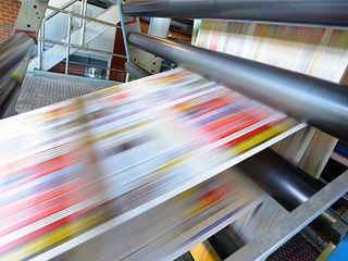 專版印刷與合版印刷的區(qū)別？有哪些優(yōu)勢與特點？